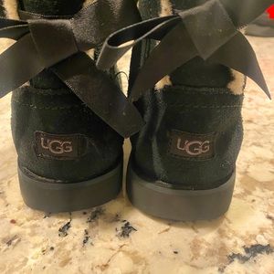COPY - UGGS black suede kids boots size 1